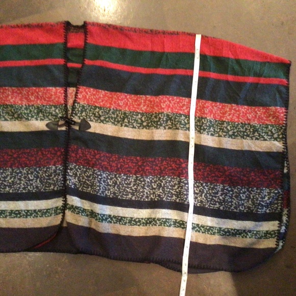 Poncho - rustic colors, one size fits all, excellent condition - Picture 4 of 4